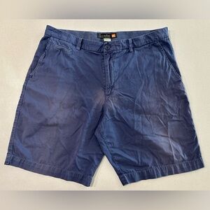 Quiksilver Men's Dark Blue Flat Front Chino Shorts.
